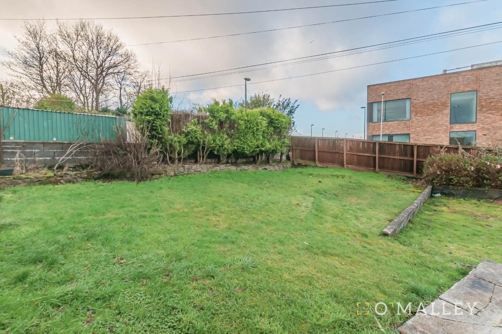 Rear Garden (2).jpg